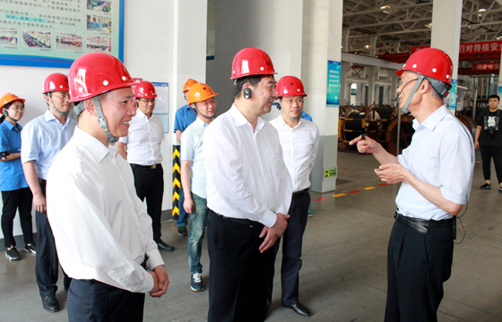 常州市委书记汪泉来GA黄金甲电缆调研