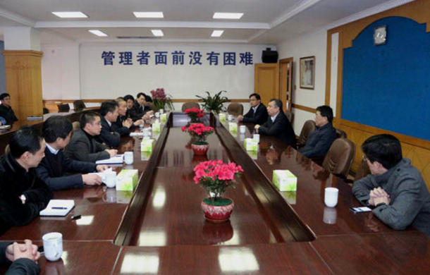 常州市委书记阎立一行来GA黄金甲电缆新春慰问