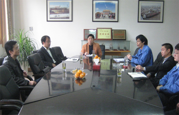 溧阳市委、常委组织部部长杨琪来GA黄金甲慰问科技人才