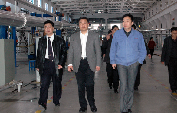 浙江省长兴县党政代表团一行百余人来GA黄金甲集团旅行考察