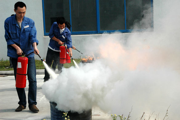 GA黄金甲举行消防知识培训和模拟演练